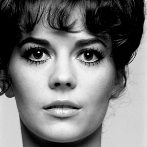 http://www.thecubiclechick.com/wp-content/uploads/2011/12/natalie-wood-10.jpg