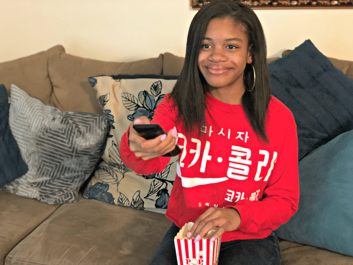 Do you want to plan a family movie night with your teen? I'm sharing my tried and true tips on how to make your movie night a success.