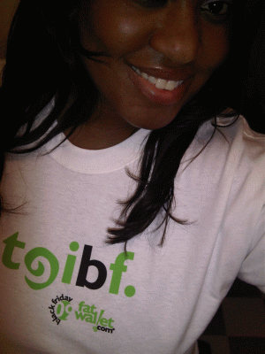 Me in my comfy FatWallet Black Friday '90 TGIBF t-shirt. Want one? Comment under this post and be chosen at random to receive a tee! It's that simple :)