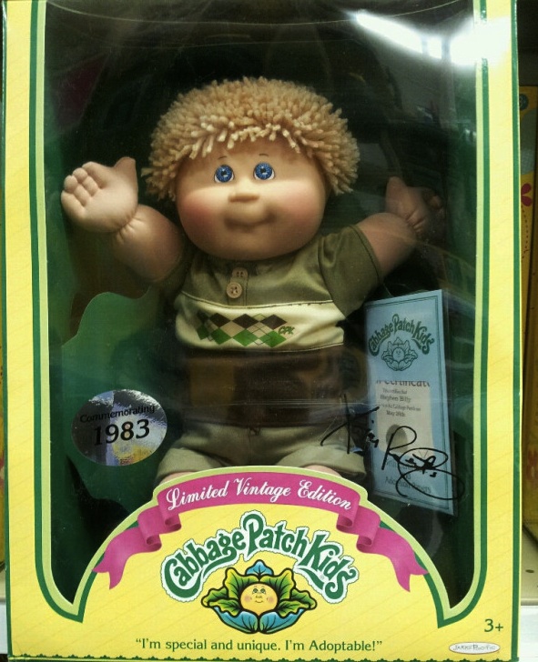 Throwback: Cabbage Patch Kid Christmas Frenzy 1983