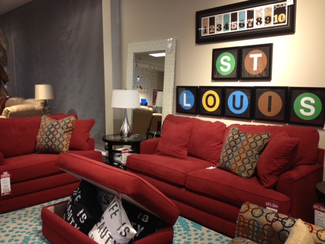 Redecorating Fab: Check Out Our New Family Room Furniture