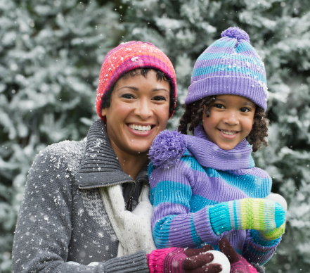Easy, Fuss-Free Holiday Activities for Kids of Working Moms