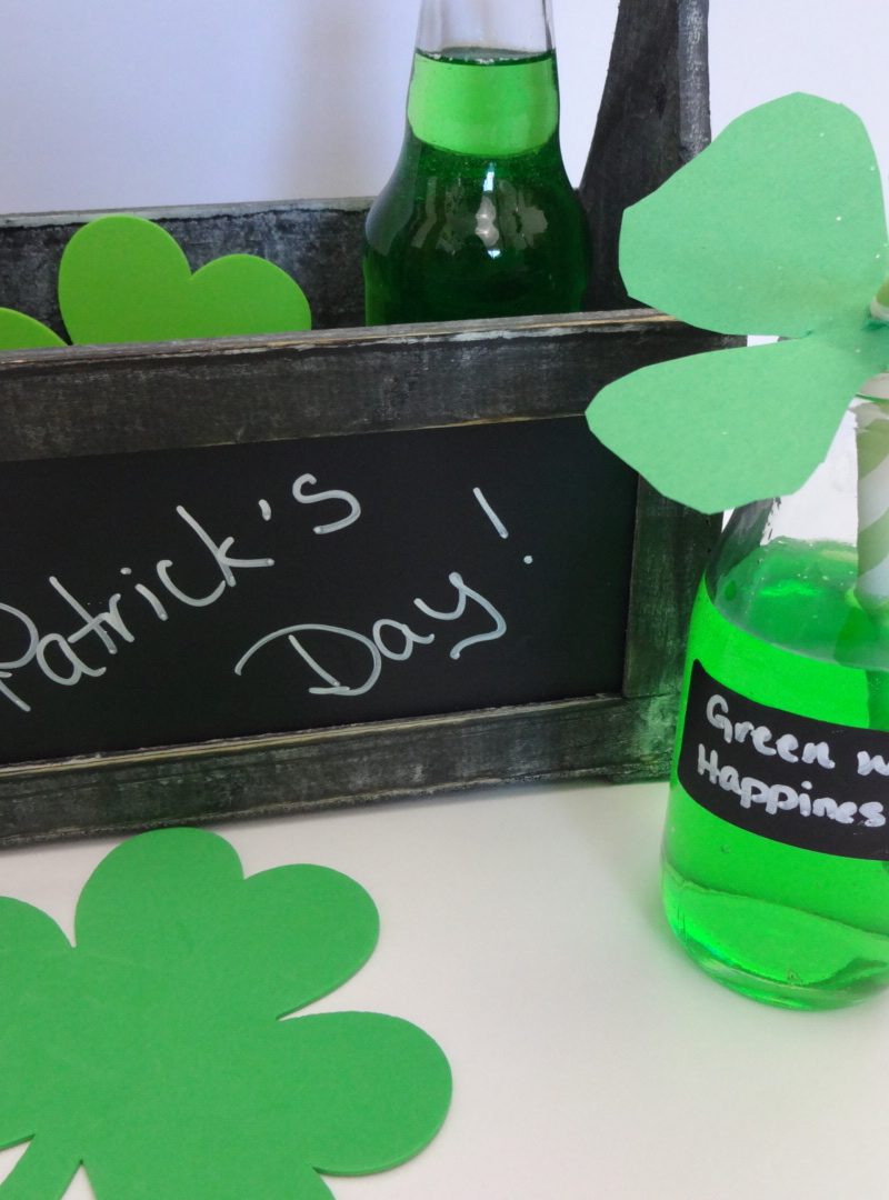 Busy Parent Craft: St. Patrick’s Day Four Leaf Clover Straw Toppers