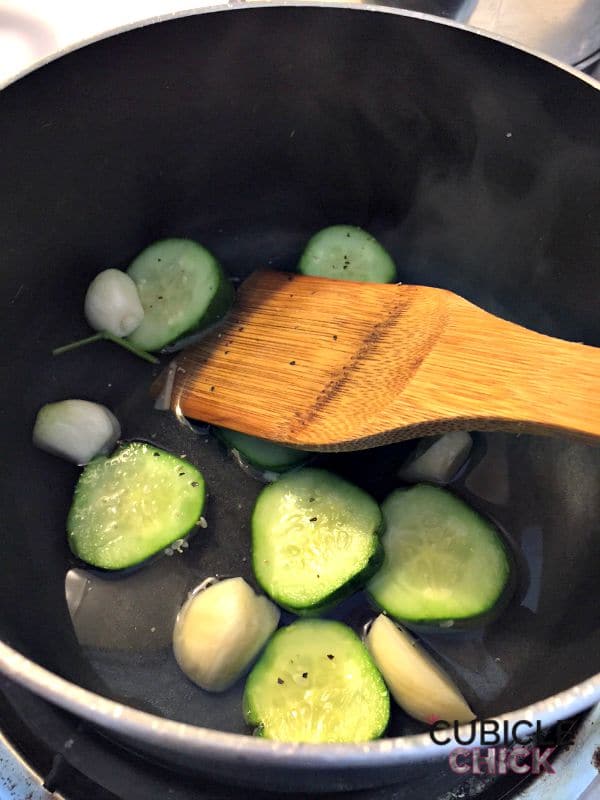 Blue Apron Quick Pickles