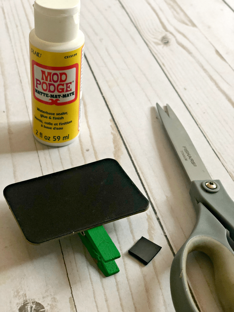 With my Chalkboard Magnet Clips, you'll never have to look for important school papers again. Learn how to make them for your student.