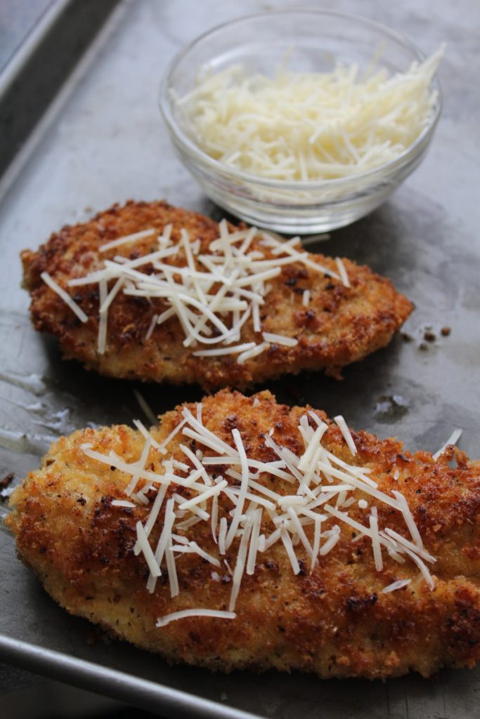 This recipe for Crispy Tuscan Chicken is perfect for busy working mamas who are looking to serve something that the entire family will love.