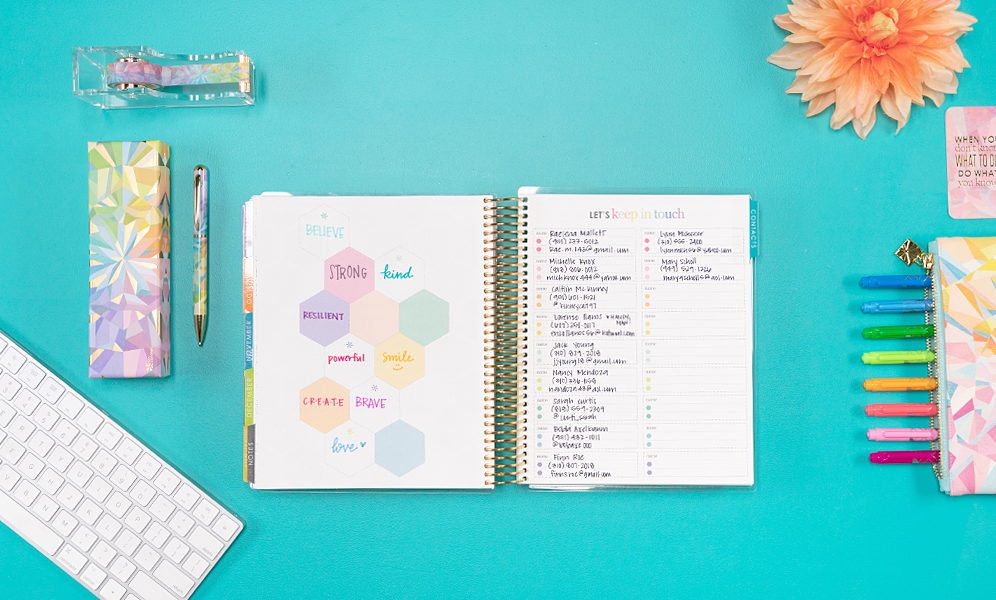 I've compiled a list of five amazing and helpful planners for working moms that will have you out here completing all of your goals.