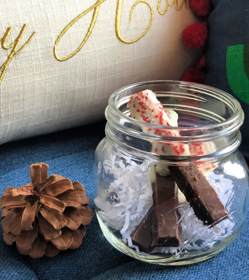 Dipped Kit Kat Mason Jar Holiday Gift Idea
