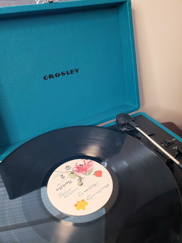 Music has always been a healer. Listening to vinyl has helped me get through this thing called life right now, and I am super thankful. Here's how.