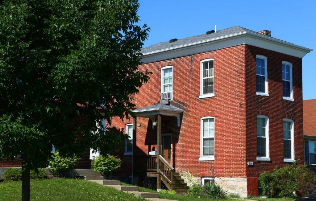Catch a glimpse of poet and activist Maya Angelou's childhood home in St. Louis where she lived until the age of three. 