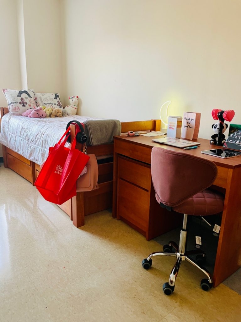 Operation Dropping My Daughter Off at College is officially official and to all the mothers who have gone through this, I salute you.