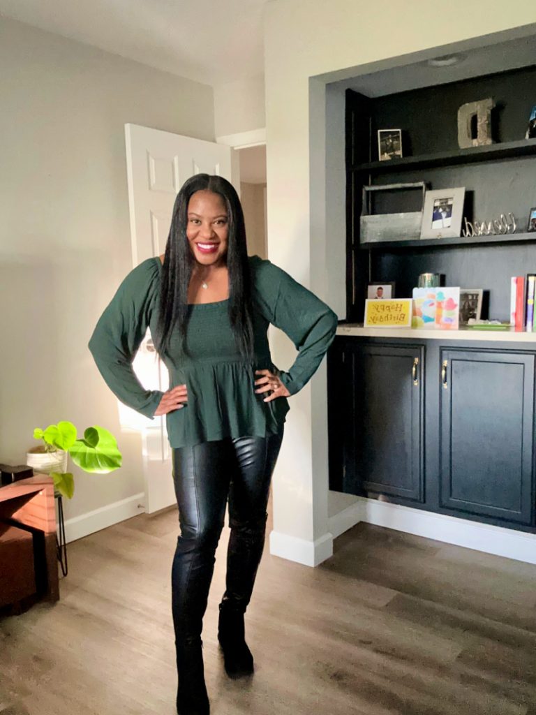 Over 40 fashion calls for fall style vibes that are functional, comfortable, and versatile. Get some inspiration.
