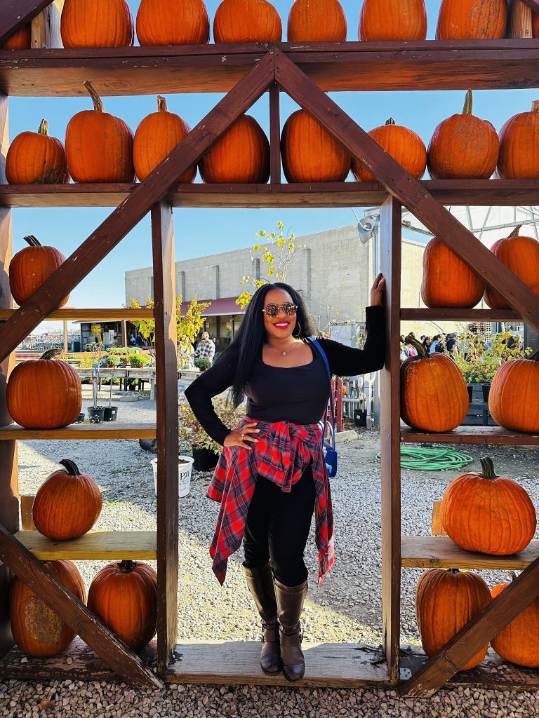 Over 40 fashion calls for fall style vibes that are functional, comfortable, and versatile. Get some inspiration.